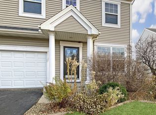 2397 Molnau Ct, Chaska, MN 55318