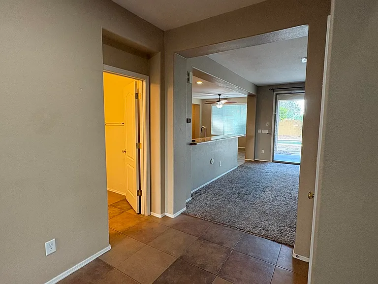 15165 N 143rd Ave — Photo 10