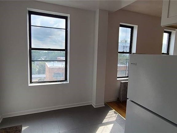 5th image of 119-37 Metropolitan Ave #5K