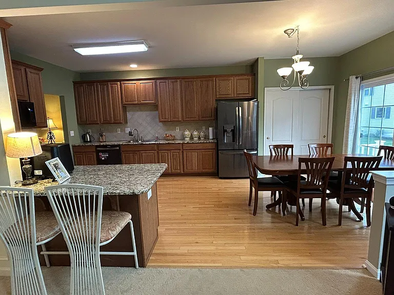 19 Wharton Dr — Photo 15