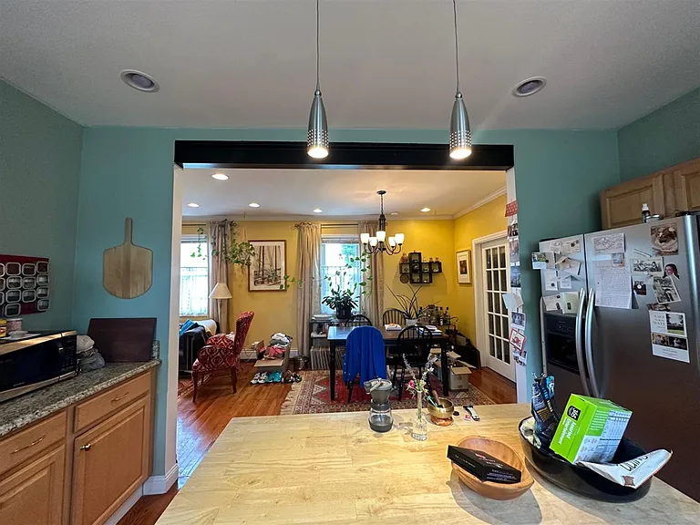25 Thacher St #1 — Photo 8