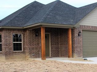 6420 Basswood Dr, Fort Worth, TX 76135