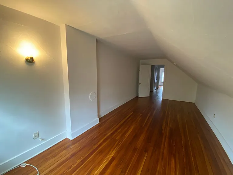 E 18th Ave 323-325 CR — Photo 15