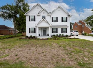 2539 W Azalea Point Rd, Norfolk, VA 23518