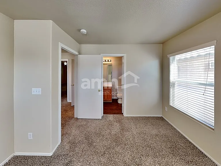 8802 Salvestrin Point Ave — Photo 11