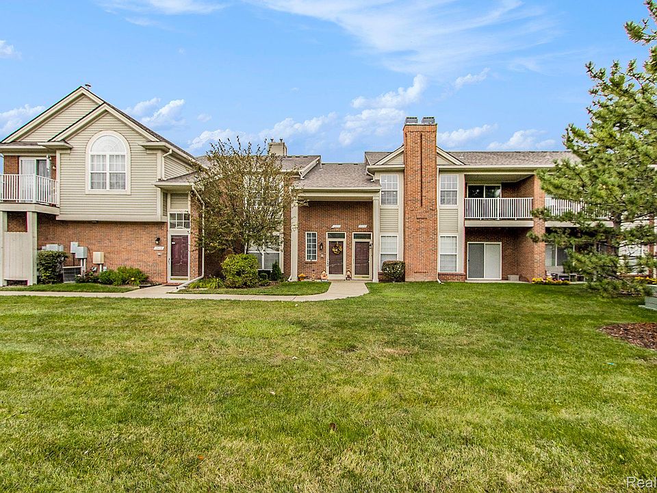 1st image of 15422 Cornell Dr