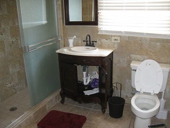 5th image of 629 W Pensacola St APT 2
