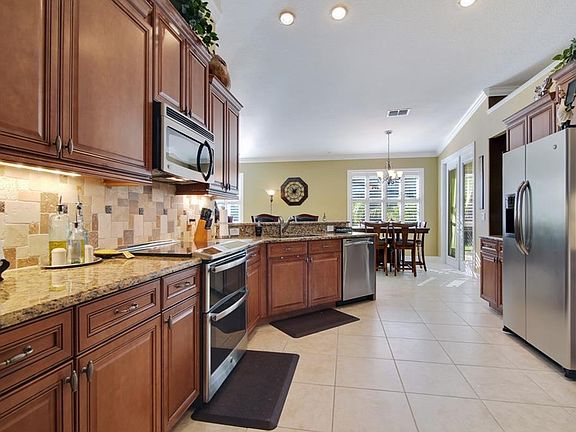 5th image of 1357 Lattimore Dr