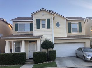 729 W Scandia Ln, Clovis, CA 93619