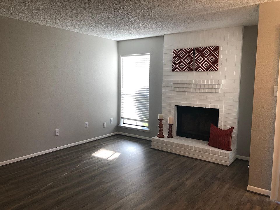 1st image of 3919 Fairmont Pkwy APT 145