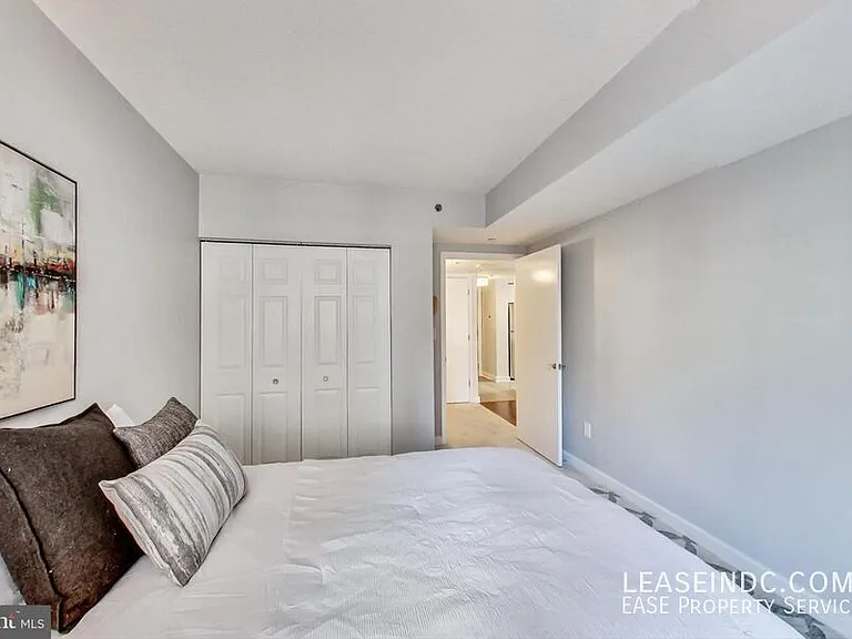 1150 K St NW #406 — Photo 14