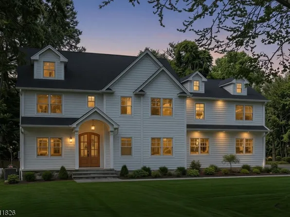 22 Floral St, Chatham Twp., NJ 07928