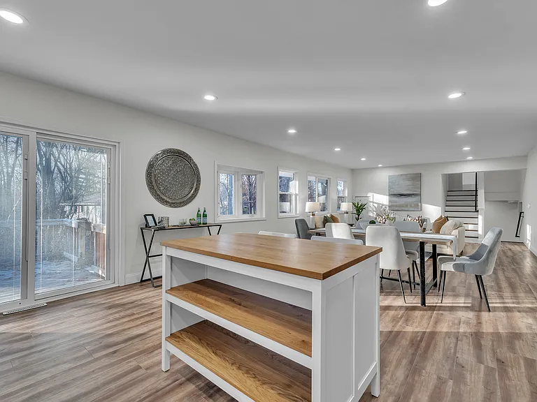 8165 Leonard Dr — Photo 13