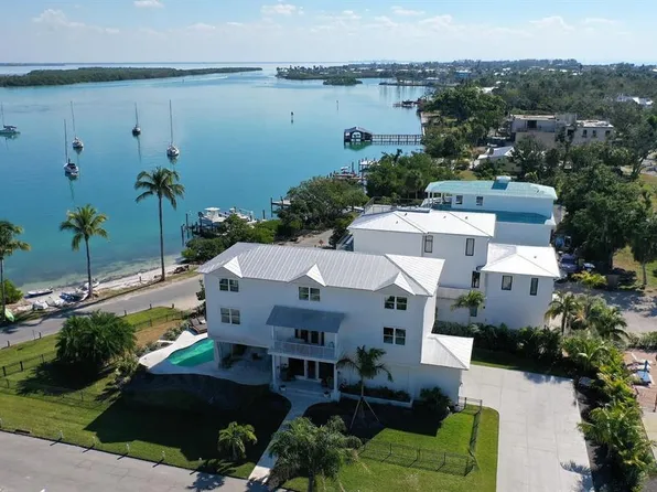 718 Linley St, Longboat Key, FL 34228