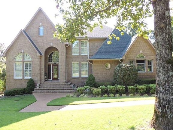 2nd image of 50 Brook Hollow Pl