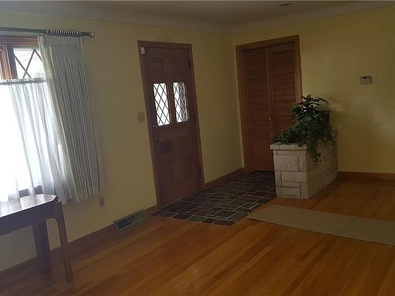 Entry into living room
