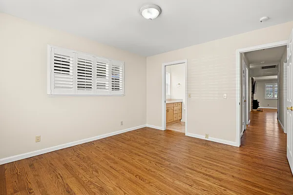 5525 Amby Dr — Photo 13