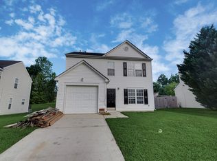 619 Finborough Ct, Charlotte, NC 28214
