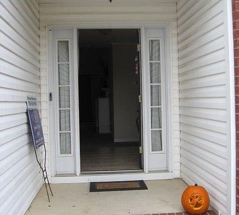 5th image of 2034 Sylvan Lake Dr