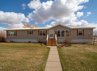 1306 Custer Dr, Washburn, ND 58577