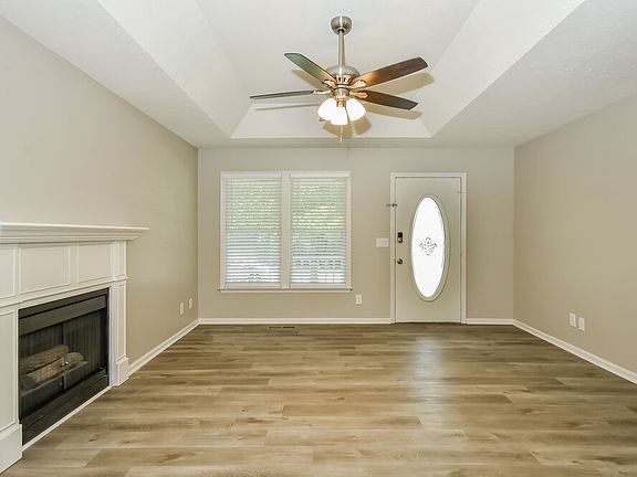 4th image of 120 Hermitage Dr
