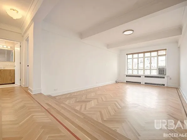 10 West 74th Street image 1 of 18