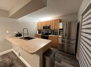 836 SW 118th Ter #836, Fort Lauderdale, FL 33325