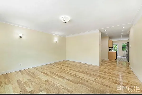 Rented by Spire Group | media 26