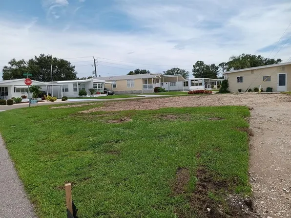 825 Carefree, Venice, FL 34285