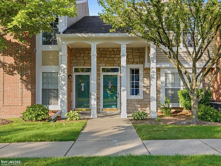 56429 Scotland Blvd — Photo 1