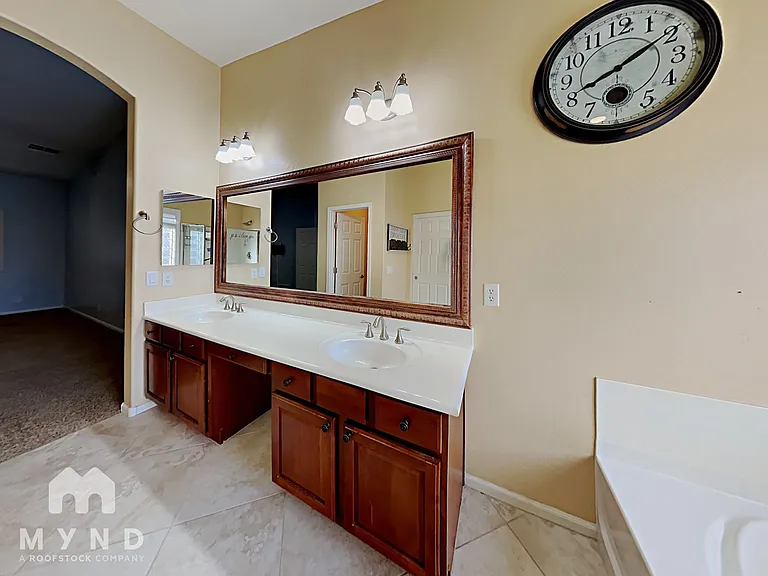 4043 E Bruce Ave — Photo 23