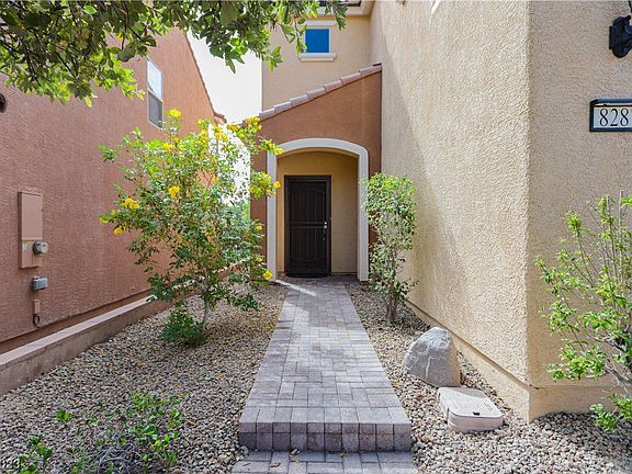 3rd image of 8287 Arden Landing Pl