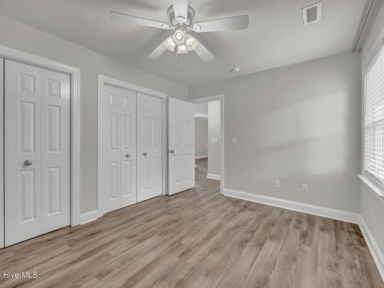 720 S 7th St — Photo 16