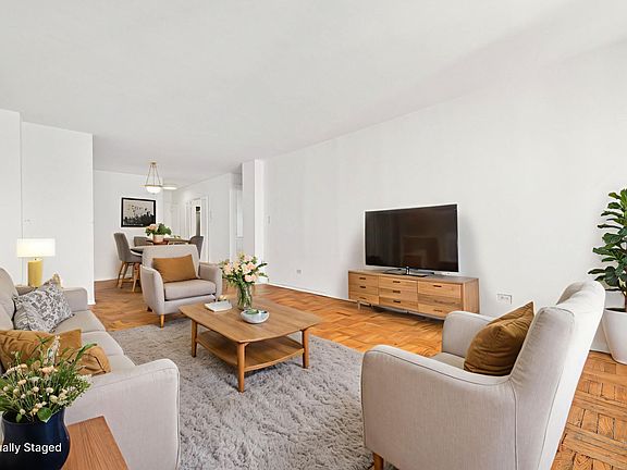3rd image of 320 E 54th St APT 6G