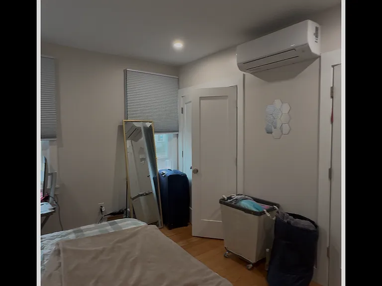 88 Lyon St #1 — Photo 13
