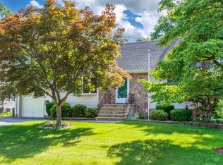 28 3rd St, Pequannock, NJ 07440