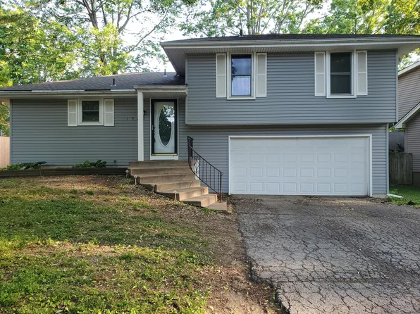 1929 E Mohawk Cir, Olathe, KS 66062