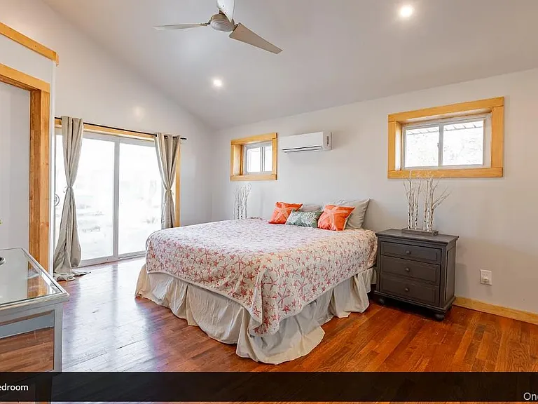 91 S Penataquit Ave — Photo 13