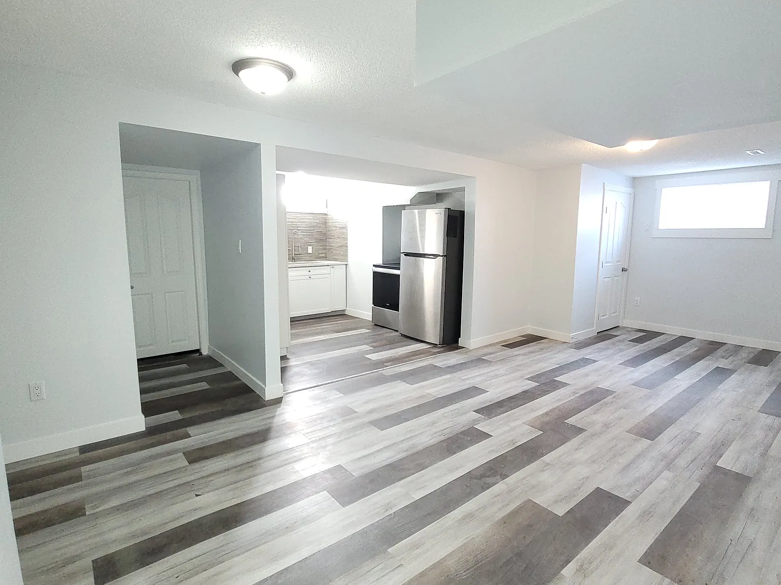 2 bed, 962 sqft, $1,550 — Photo 2
