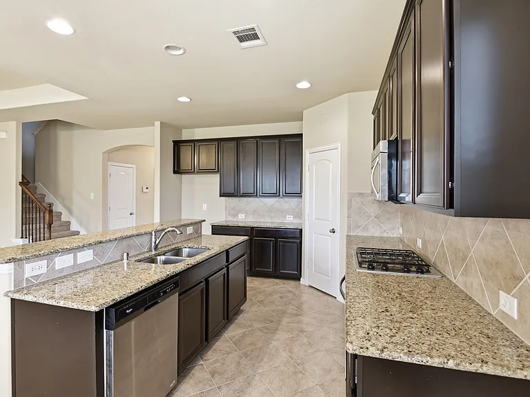 178 Pleasant Hill Ln — Photo 10