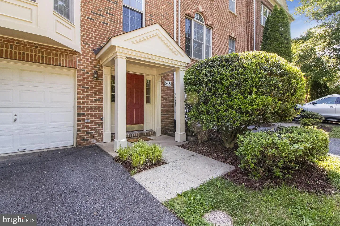 2 bed, 3.5 bath, 2244 sqft, $3,750 — Photo 4