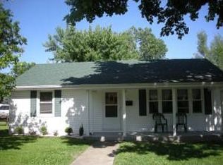 123 S Walnut St, Maryville, MO 64468