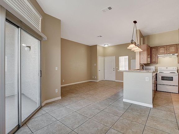 5th image of 3150 Soft Breezes Dr Building 2172-15