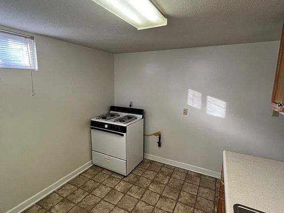 4th image of 513 1/2 W Vine St