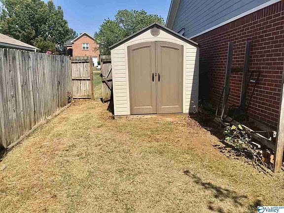 3rd image of 105 Garden Brook Dr