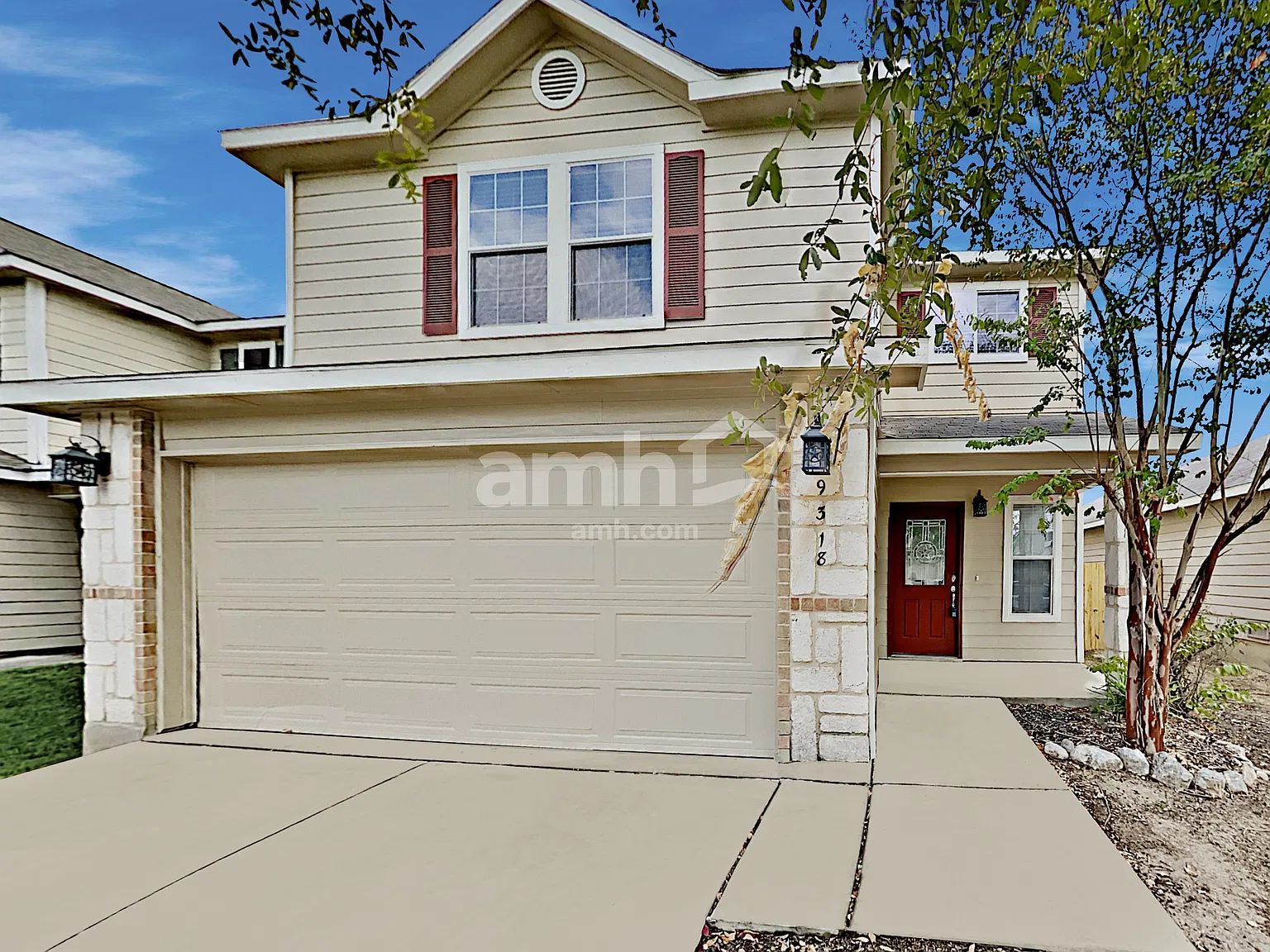 3 bed, 3.0 bath, 2044 sqft, $1,935 — Photo 1