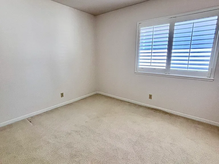 43991 Beretta Dr — Photo 28