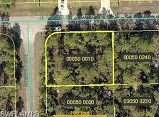 2122 Robert Ave, Alva, FL 33920