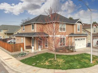 966 Covington Ct, Central Pt, OR 97502