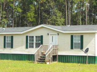 1451 Cypril Burkhalter Rd, Glennville, GA 30427